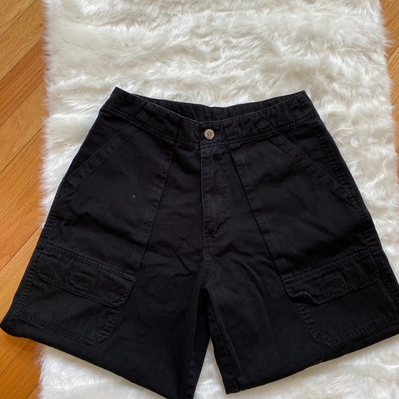 Shorts - Picture 3 of 3